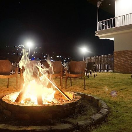 Sl Manor Hill Resort Mussoorie Exterior photo